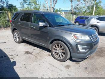  Salvage Ford Explorer