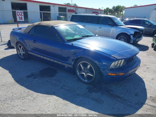  Salvage Ford Mustang