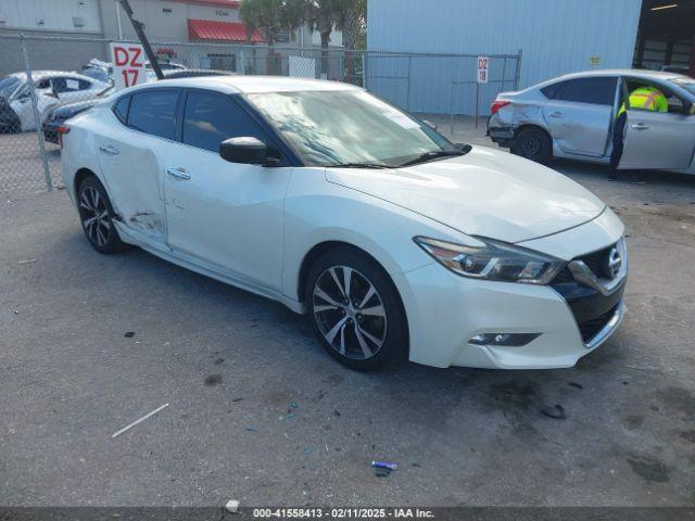  Salvage Nissan Maxima