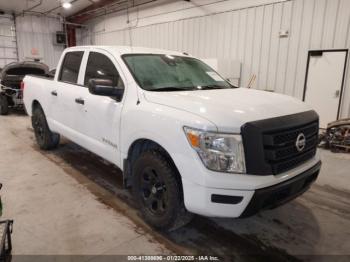  Salvage Nissan Titan