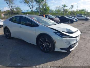  Salvage Toyota Prius