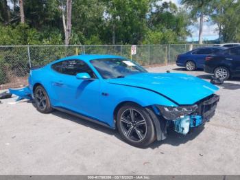  Salvage Ford Mustang