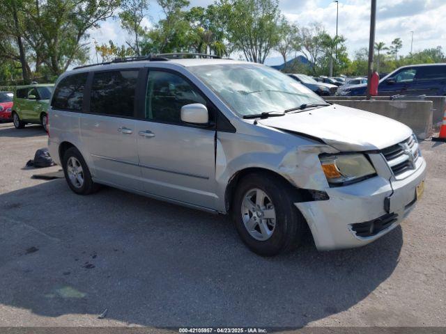  Salvage Dodge Grand Caravan
