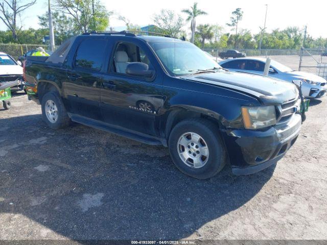  Salvage Chevrolet Avalanche 1500