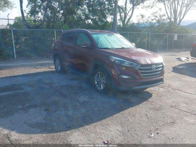  Salvage Hyundai TUCSON