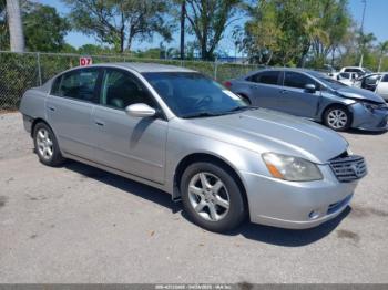  Salvage Nissan Altima