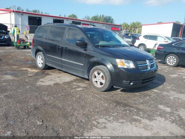  Salvage Dodge Grand Caravan