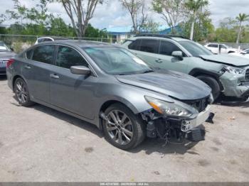  Salvage Nissan Altima