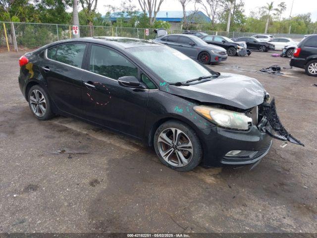  Salvage Kia Forte