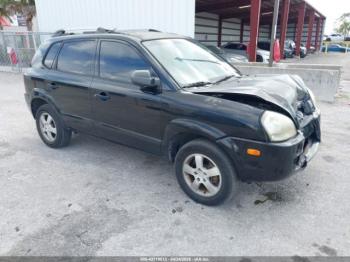  Salvage Hyundai TUCSON