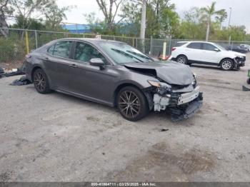  Salvage Toyota Camry