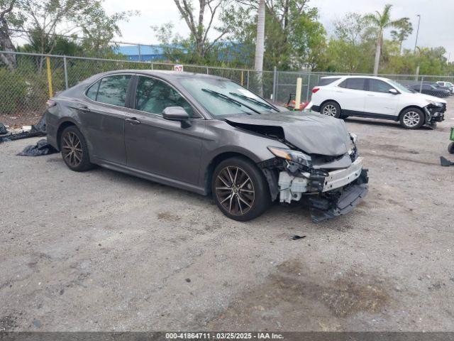  Salvage Toyota Camry