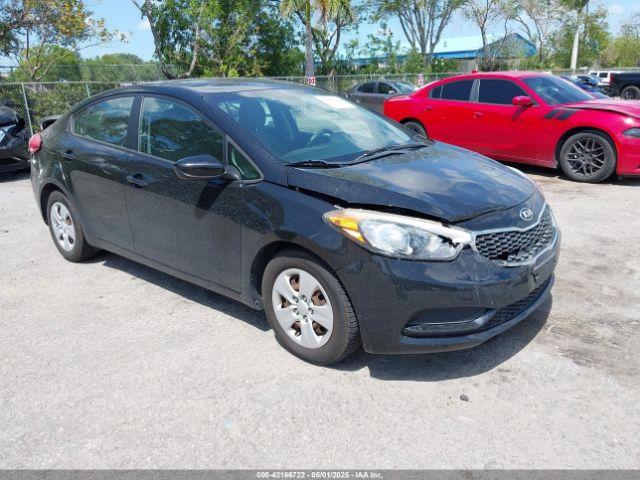  Salvage Kia Forte