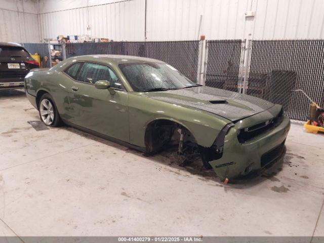  Salvage Dodge Challenger