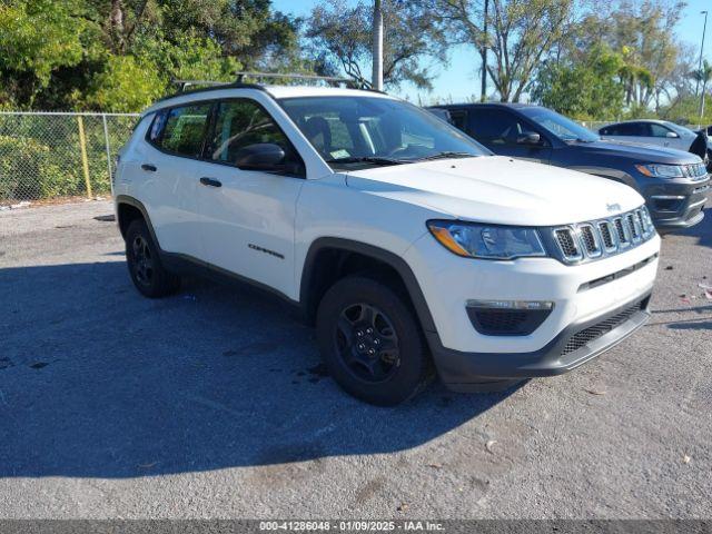  Salvage Jeep Compass