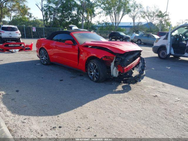  Salvage Ford Mustang