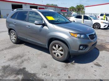  Salvage Kia Sorento