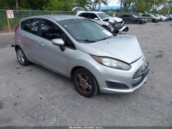  Salvage Ford Fiesta