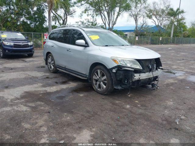  Salvage Nissan Pathfinder