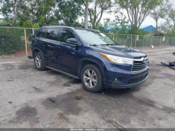  Salvage Toyota Highlander
