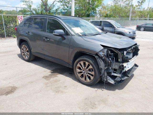  Salvage Toyota RAV4