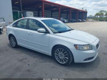  Salvage Volvo S40