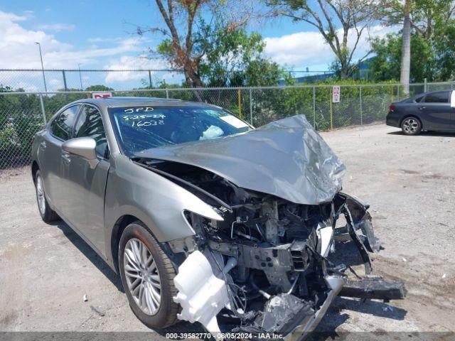  Salvage Lexus Es