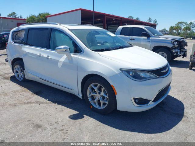  Salvage Chrysler Pacifica