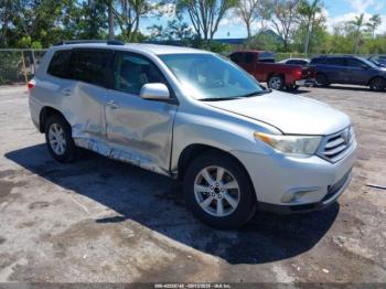  Salvage Toyota Highlander