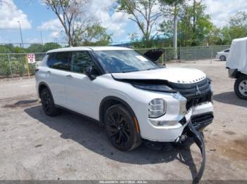  Salvage Mitsubishi Outlander