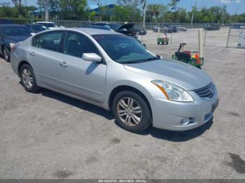  Salvage Nissan Altima