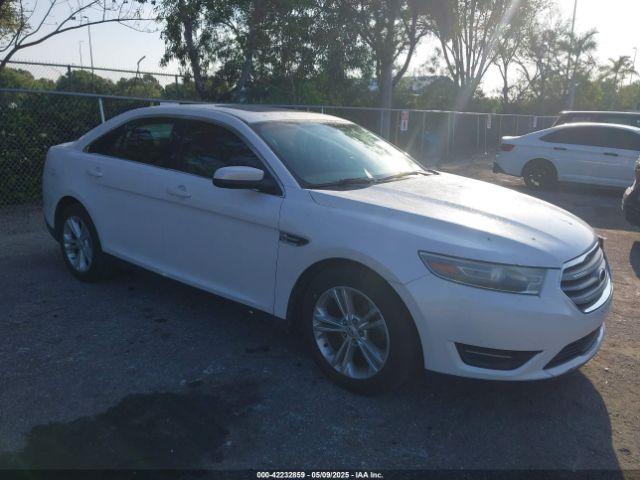  Salvage Ford Taurus