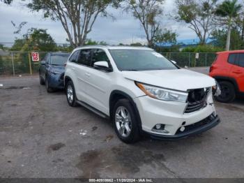  Salvage Toyota Highlander
