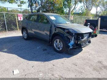  Salvage Hyundai TUCSON