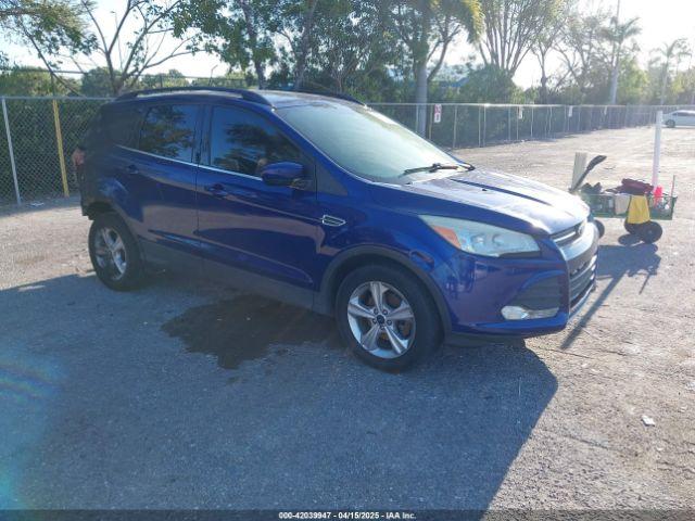  Salvage Ford Escape