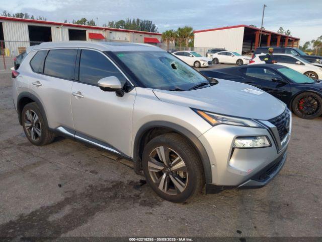  Salvage Nissan Rogue