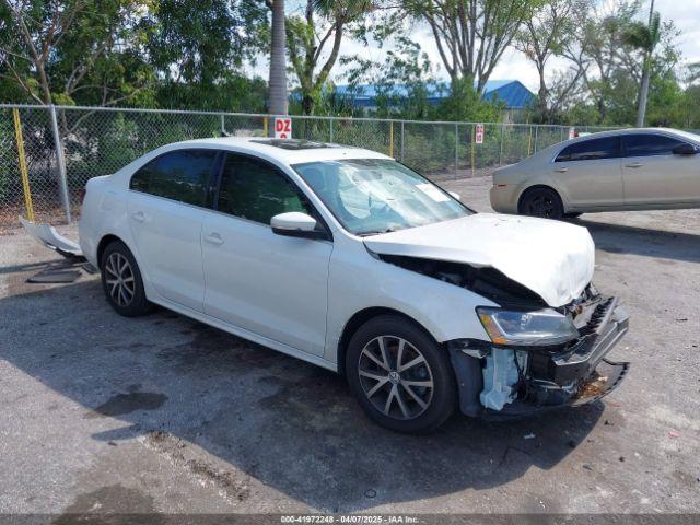  Salvage Volkswagen Jetta