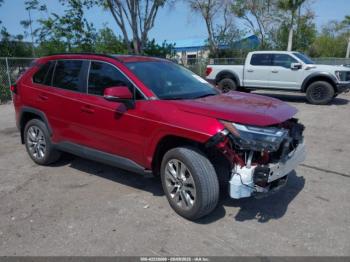  Salvage Toyota RAV4