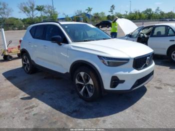  Salvage Volvo XC40