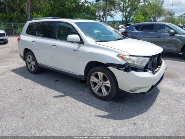 Salvage Toyota Highlander