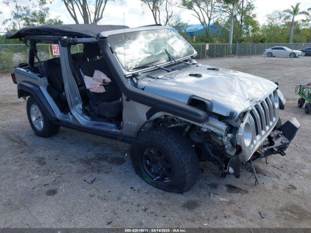  Salvage Jeep Wrangler