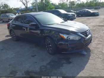  Salvage Nissan Altima