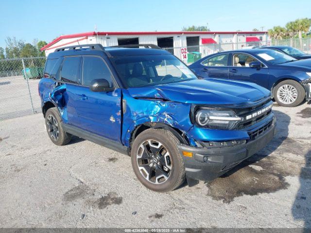  Salvage Ford Bronco