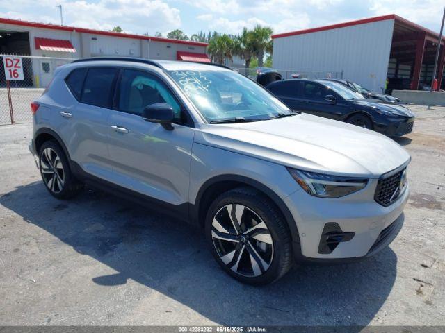  Salvage Volvo XC40