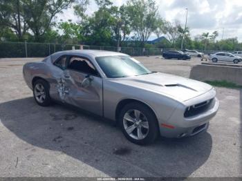  Salvage Dodge Challenger