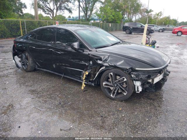  Salvage Hyundai SONATA