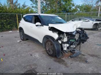  Salvage Kia Seltos