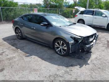  Salvage Nissan Maxima