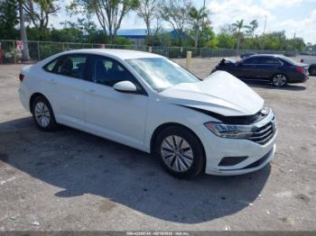  Salvage Volkswagen Jetta