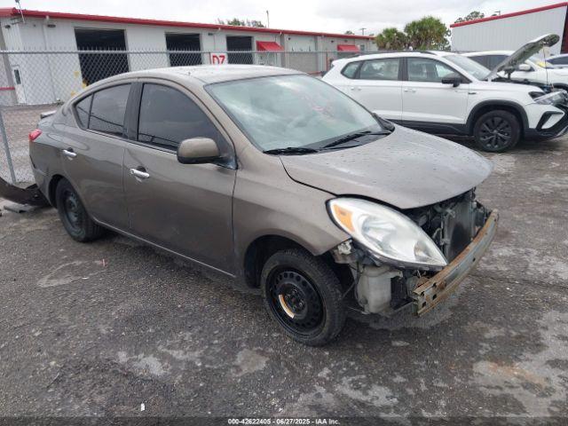  Salvage Nissan Versa